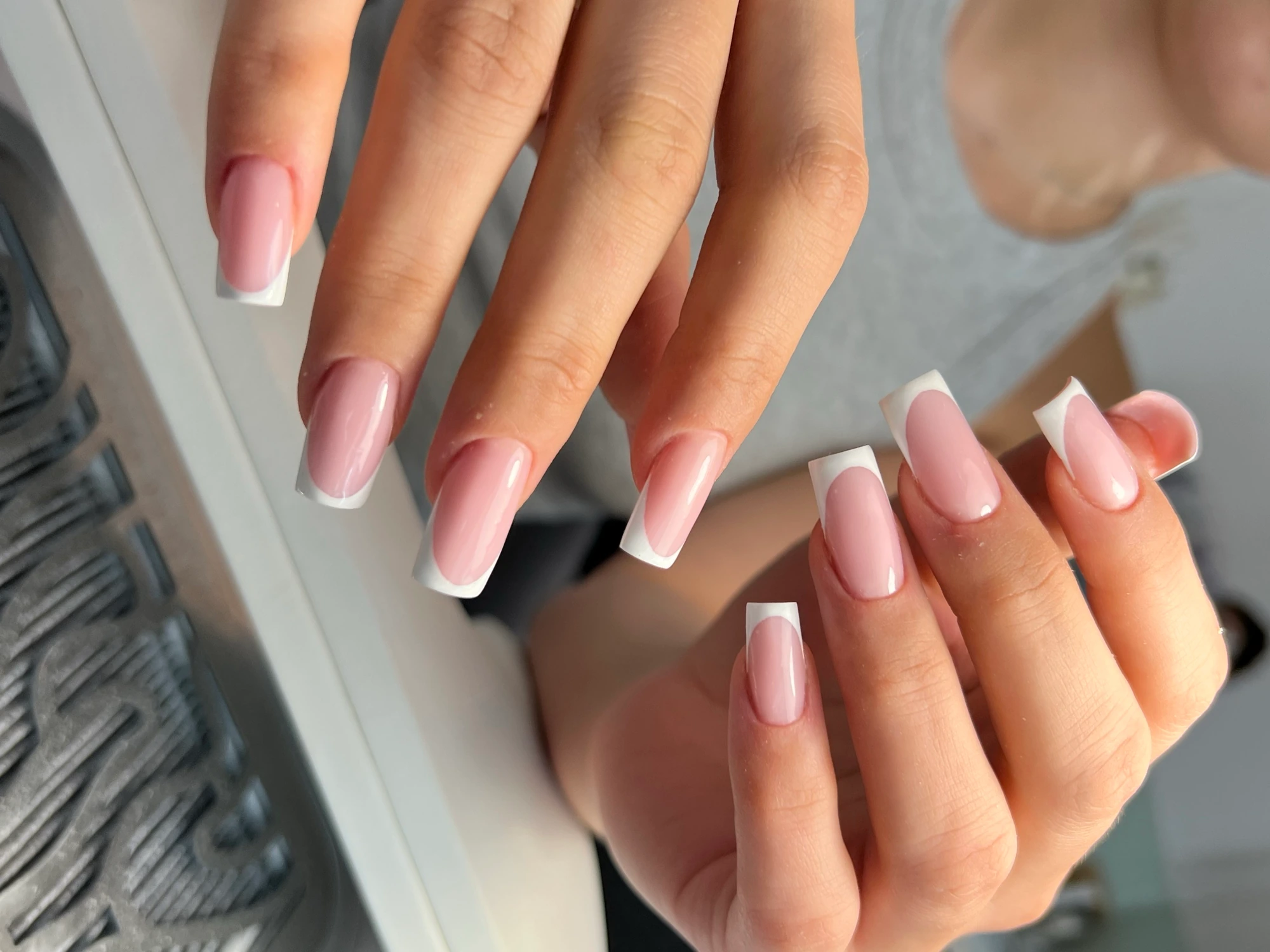 French Nägel — Lili Nails Wien
